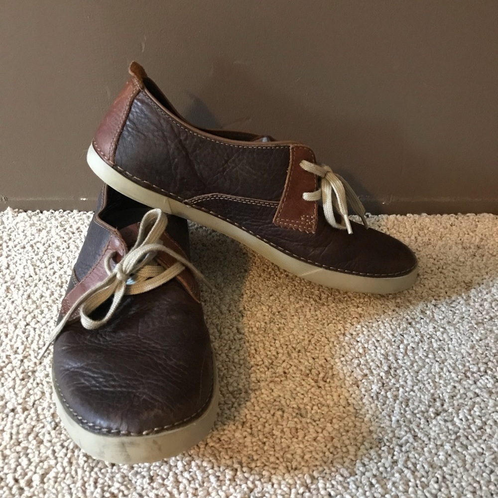 Clark’s Men’s Brown Leather Two Tone Sneakers, EUC, 8